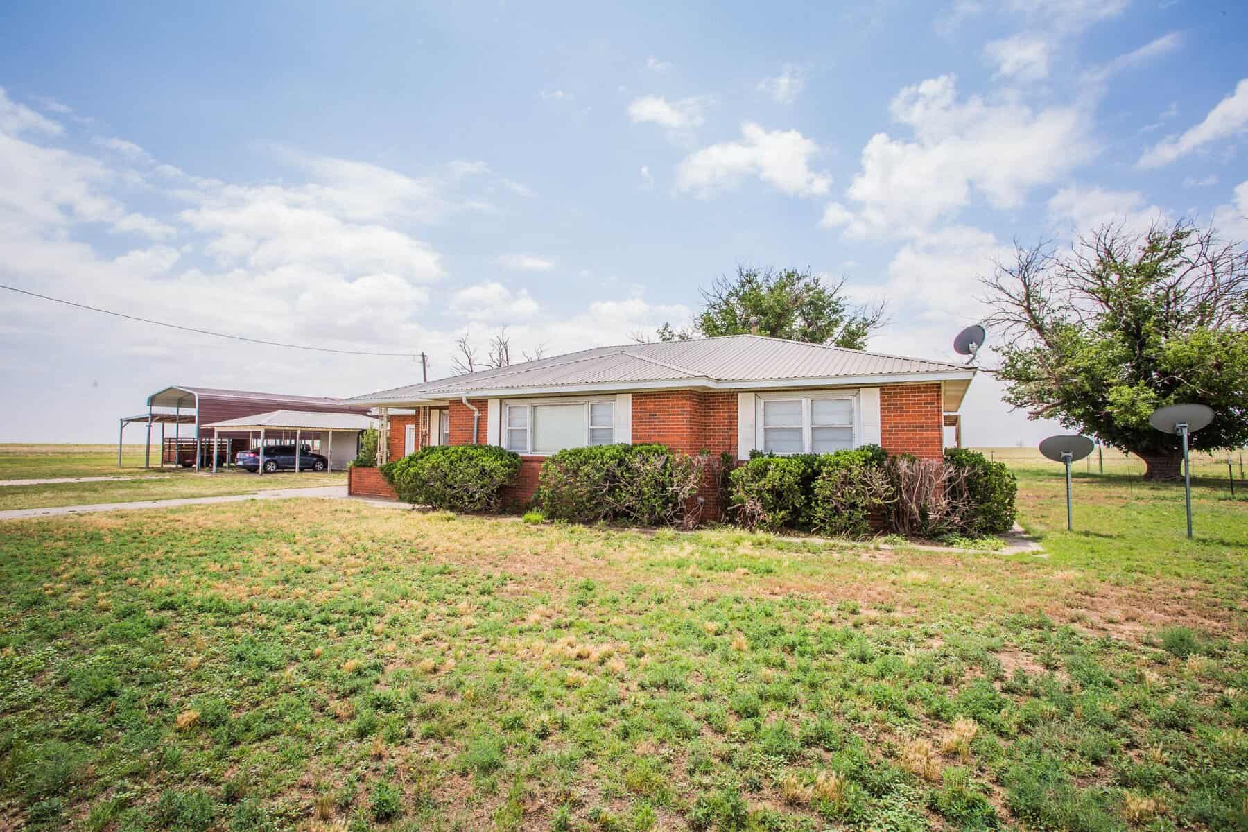 1980 FM 3305, Morton, TX